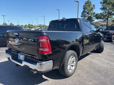 2022 RAM 1500 Laramie Crew Cab 4x2 5'7' Box
