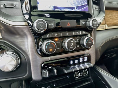 2019 RAM 1500 Longhorn Crew Cab 4x2 5'7' Box