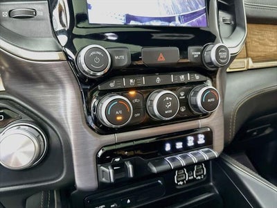 2019 RAM 1500 Longhorn Crew Cab 4x2 5'7' Box
