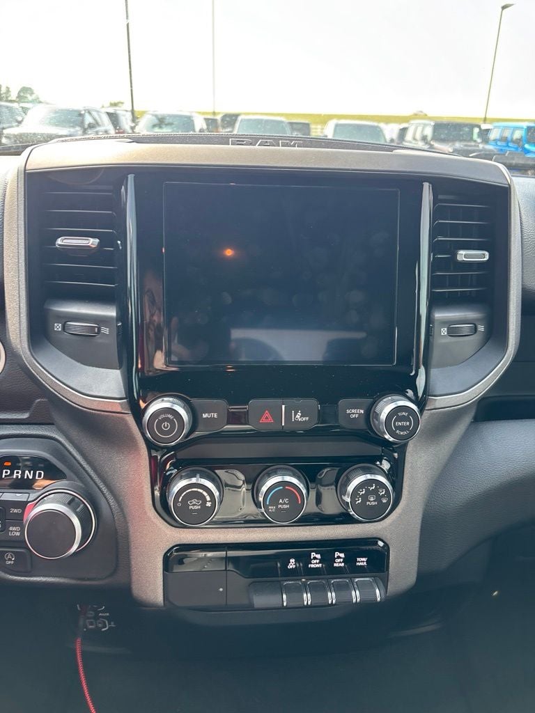 2025 RAM 1500 Tradesman Quad Cab 4x4 6'4' Box