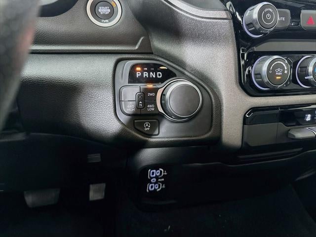 2025 RAM 1500 Tradesman Quad Cab 4x4 6'4' Box