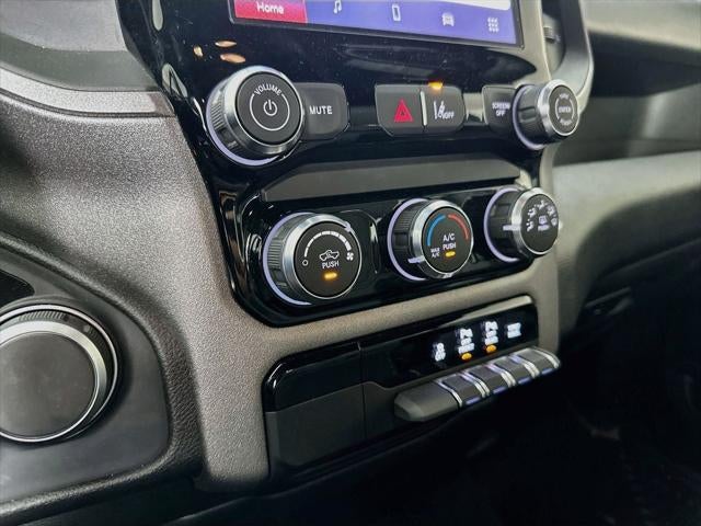 2025 RAM 1500 Tradesman Quad Cab 4x4 6'4' Box