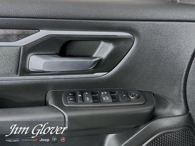 2022 RAM 1500 Big Horn Crew Cab 4x4 5'7' Box