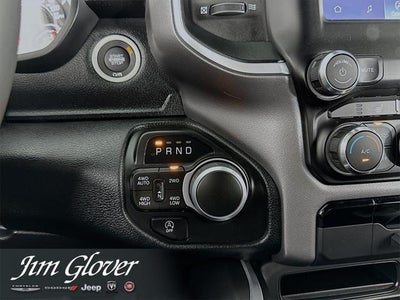 2022 RAM 1500 Big Horn Crew Cab 4x4 5'7' Box