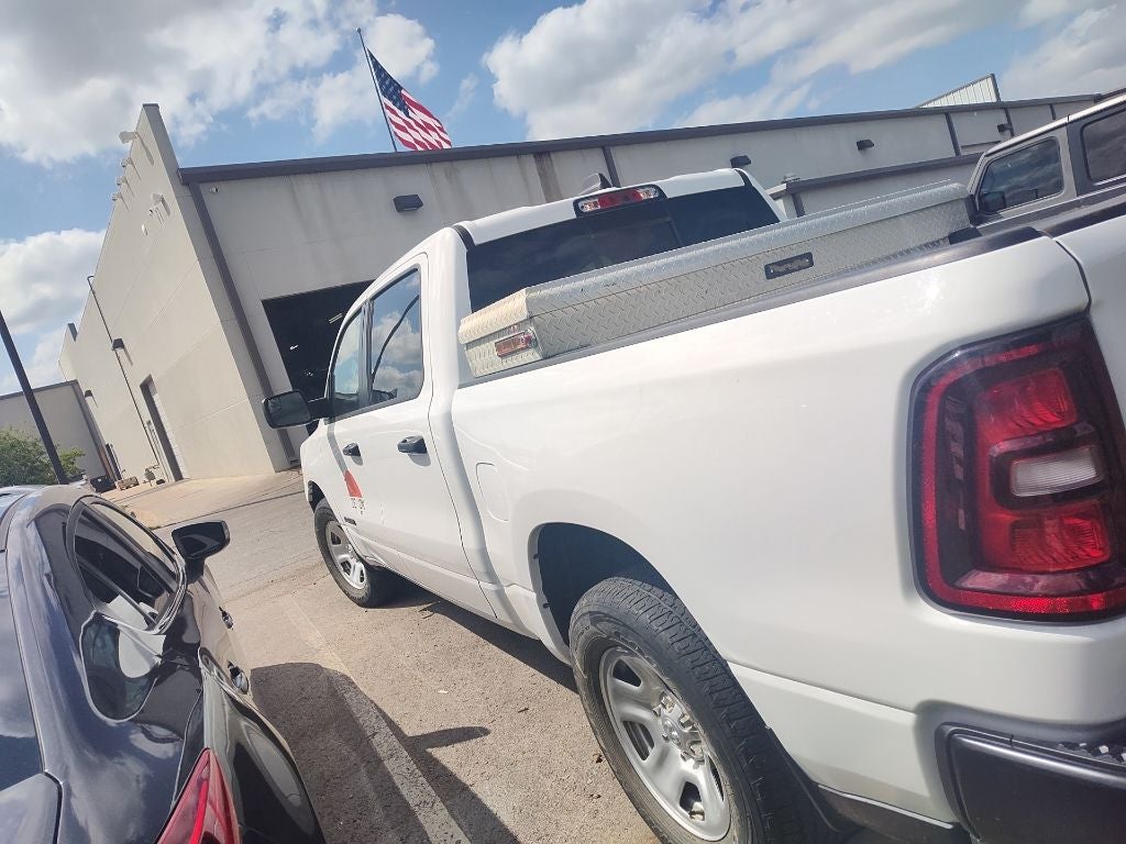 2025 RAM 1500 Tradesman Crew Cab 4x4 5'7' Box