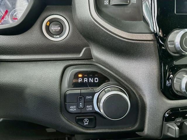 2025 RAM 1500 Tradesman Crew Cab 4x4 5'7' Box