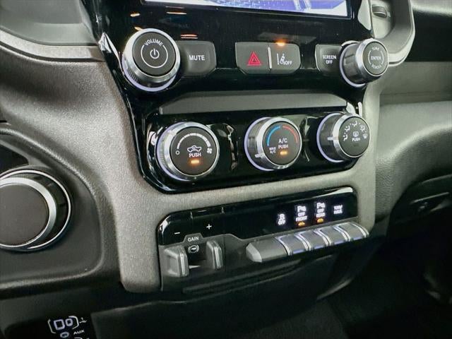 2025 RAM 1500 Tradesman Crew Cab 4x4 5'7' Box