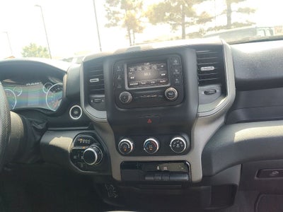 2024 RAM 1500 Tradesman Crew Cab 4x4 5'7' Box