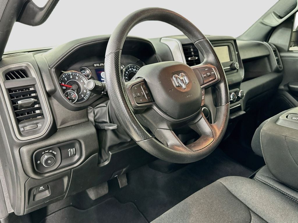 2024 RAM 1500 Tradesman Crew Cab 4x4 5'7' Box