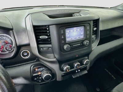 2024 RAM 1500 Tradesman Crew Cab 4x4 5'7' Box