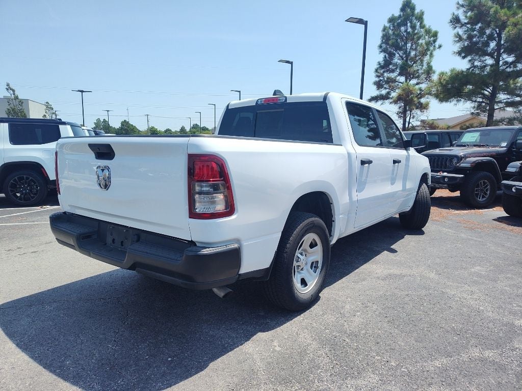 2024 RAM 1500 Tradesman Crew Cab 4x4 5'7' Box