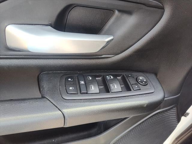 2024 RAM 1500 Tradesman Crew Cab 4x4 5'7' Box