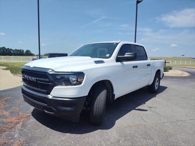 2024 RAM 1500 Tradesman Crew Cab 4x4 5'7' Box