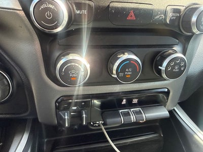 2020 RAM 1500 Lone Star Crew Cab 4x4 6'4' Box