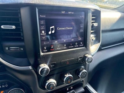 2020 RAM 1500 Lone Star Crew Cab 4x4 6'4' Box