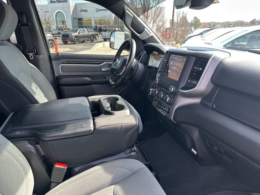 2021 RAM 1500 Big Horn Quad Cab 4x4 6'4' Box