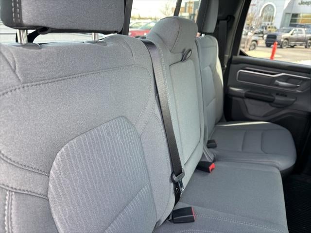 2021 RAM 1500 Big Horn Quad Cab 4x4 6'4' Box