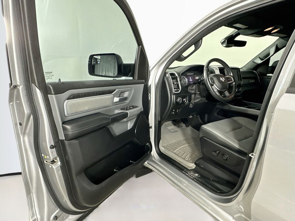 2022 RAM 1500 Lone Star Quad Cab 4x4 6'4' Box