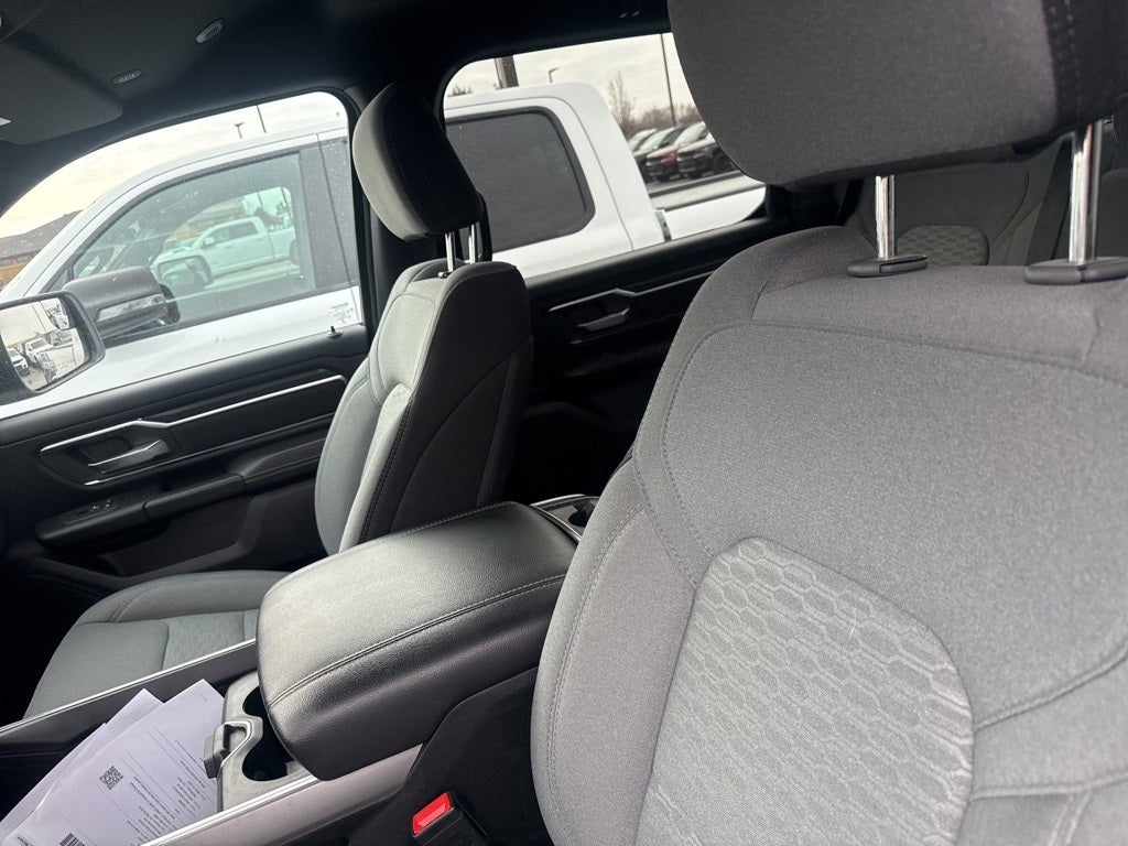 2025 RAM 1500 Big Horn Crew Cab 4x4 5'7' Box