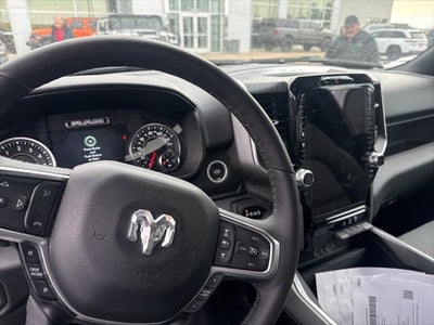 2025 RAM 1500 Big Horn Crew Cab 4x4 5'7' Box