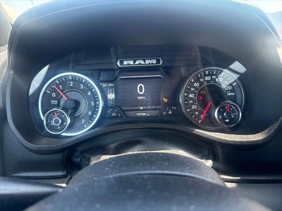 2025 RAM 1500 Big Horn Crew Cab 4x4 5'7' Box