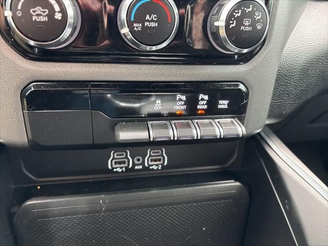 2025 RAM 1500 Big Horn Crew Cab 4x4 5'7' Box