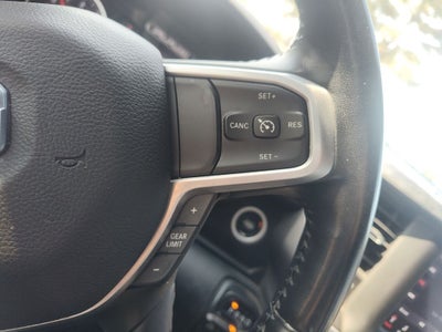 2021 RAM 1500 Big Horn Crew Cab 4x4 5'7' Box