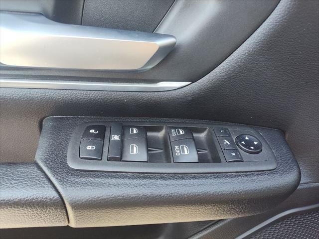 2021 RAM 1500 Big Horn Crew Cab 4x4 5'7' Box