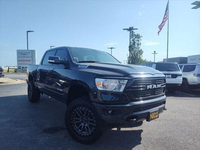2021 RAM 1500 Big Horn Crew Cab 4x4 5'7' Box
