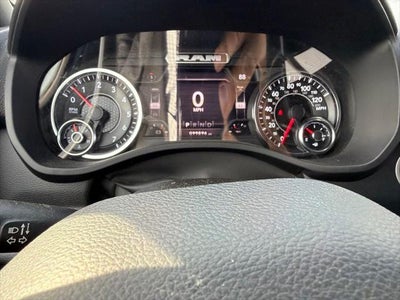 2022 RAM 1500 Big Horn Crew Cab 4x4 5'7' Box
