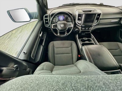 2022 RAM 1500 Big Horn Crew Cab 4x4 5'7' Box