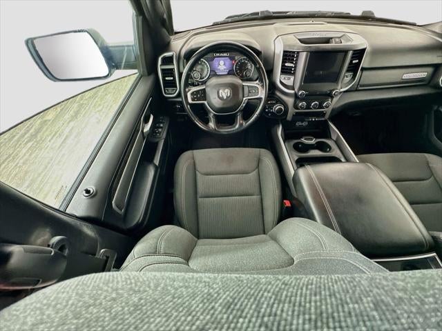 2022 RAM 1500 Big Horn Crew Cab 4x4 5'7' Box
