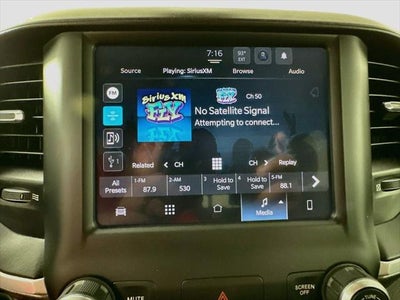 2022 RAM 1500 Big Horn Crew Cab 4x4 5'7' Box