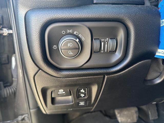 2019 RAM 1500 Big Horn/Lone Star Crew Cab 4x4 5'7' Box