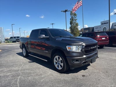 2019 RAM 1500 Big Horn/Lone Star Crew Cab 4x4 5'7' Box