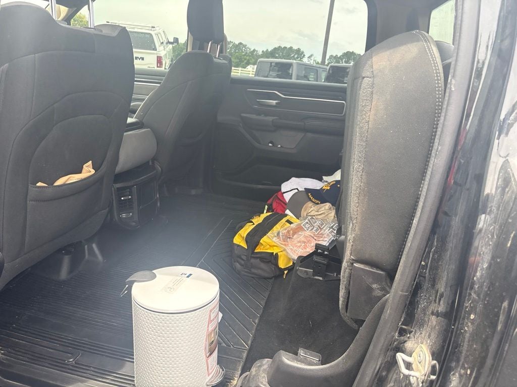 2020 RAM 1500 Big Horn Crew Cab 4x4 5'7' Box