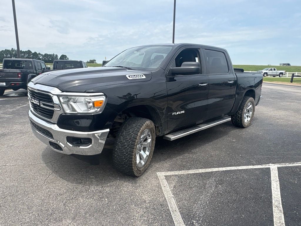 2020 RAM 1500 Big Horn Crew Cab 4x4 5'7' Box