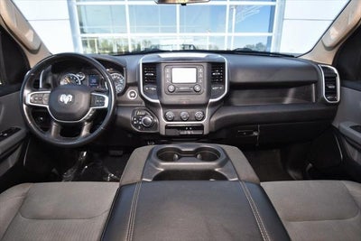 2020 RAM 1500 Big Horn Crew Cab 4x4 5'7' Box