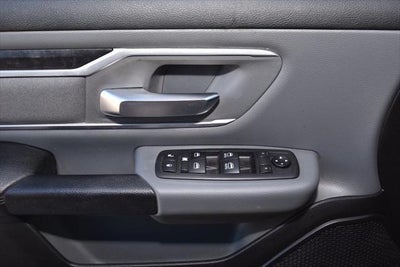 2020 RAM 1500 Big Horn Crew Cab 4x4 5'7' Box