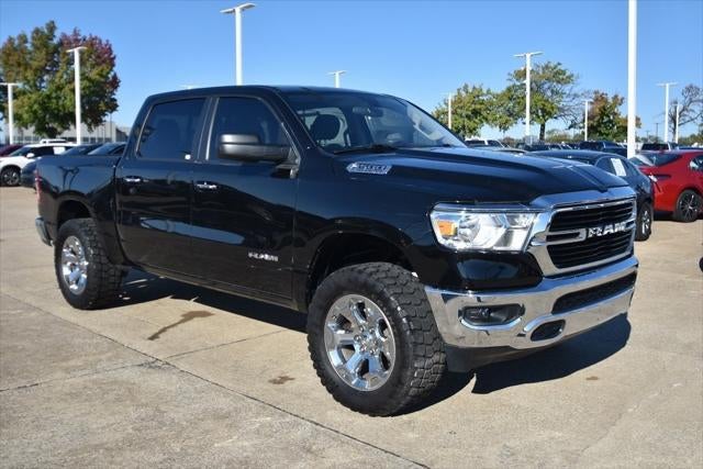2020 RAM 1500 Big Horn Crew Cab 4x4 5'7' Box