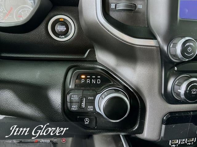 2022 RAM 1500 Big Horn Crew Cab 4x4 5'7' Box