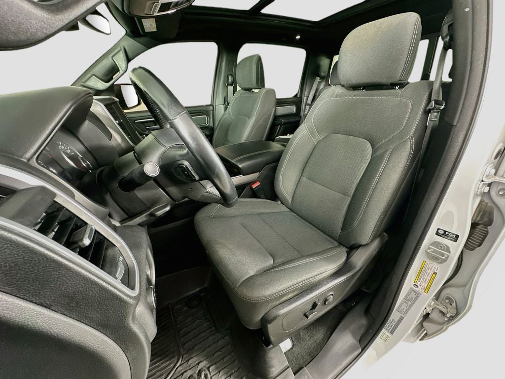 2022 RAM 1500 Big Horn Crew Cab 4x4 5'7' Box
