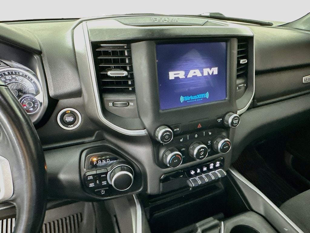 2022 RAM 1500 Big Horn Crew Cab 4x4 5'7' Box