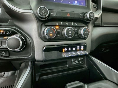 2022 RAM 1500 Big Horn Crew Cab 4x4 5'7' Box