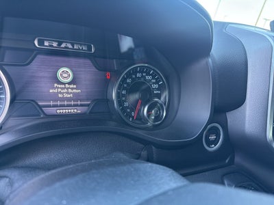 2019 RAM 1500 Big Horn/Lone Star Crew Cab 4x4 5'7' Box