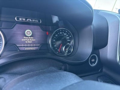 2019 RAM 1500 Big Horn/Lone Star Crew Cab 4x4 5'7' Box
