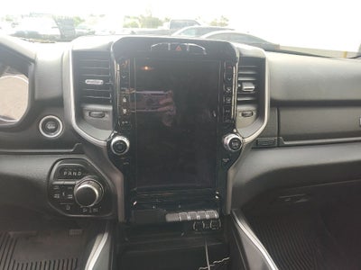 2020 RAM 1500 Big Horn Crew Cab 4x4 5'7' Box