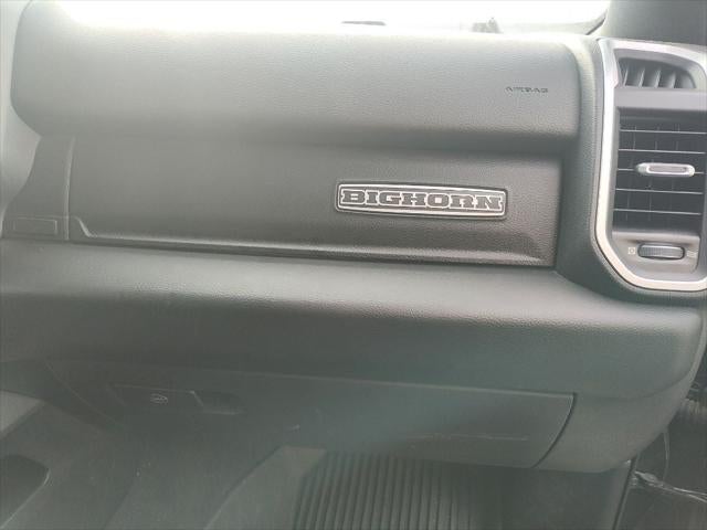 2020 RAM 1500 Big Horn Crew Cab 4x4 5'7' Box