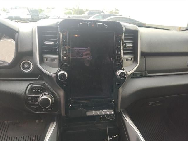 2020 RAM 1500 Big Horn Crew Cab 4x4 5'7' Box