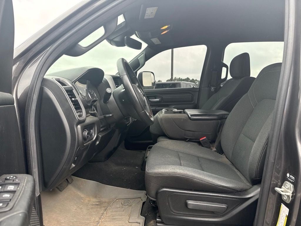 2024 RAM 1500 Tradesman Crew Cab 4x4 5'7' Box